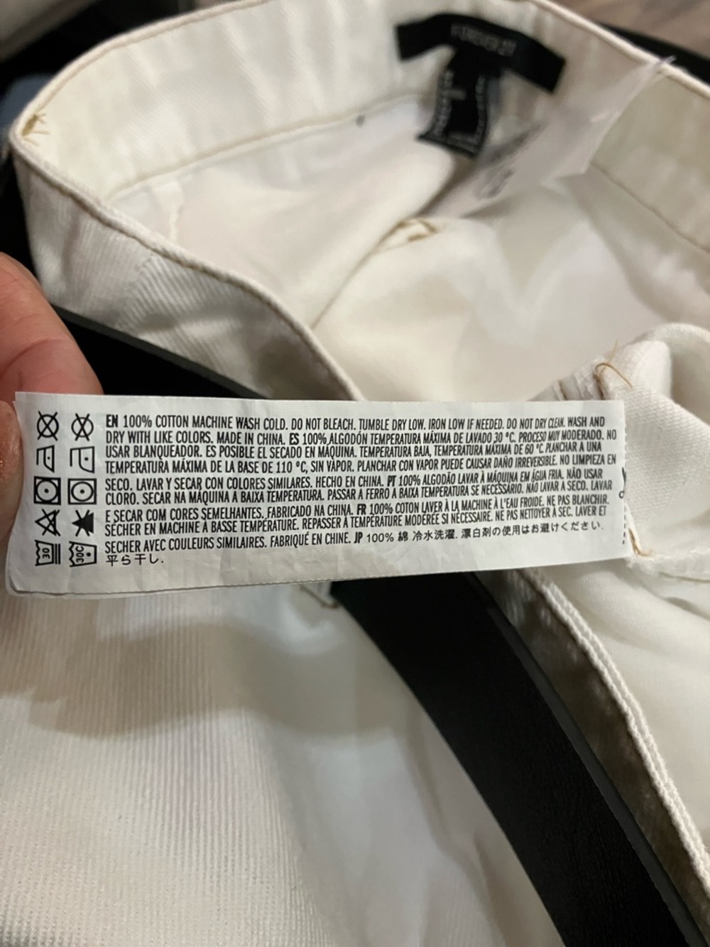 Forever 21 White Cargo Pencil Skirt with Black Belt Accent - Picture 8 of 8